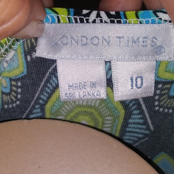 LONDON TIMES GREEN LONG SLEEVE DRESS SIZE 10 - Picture 3 of 3